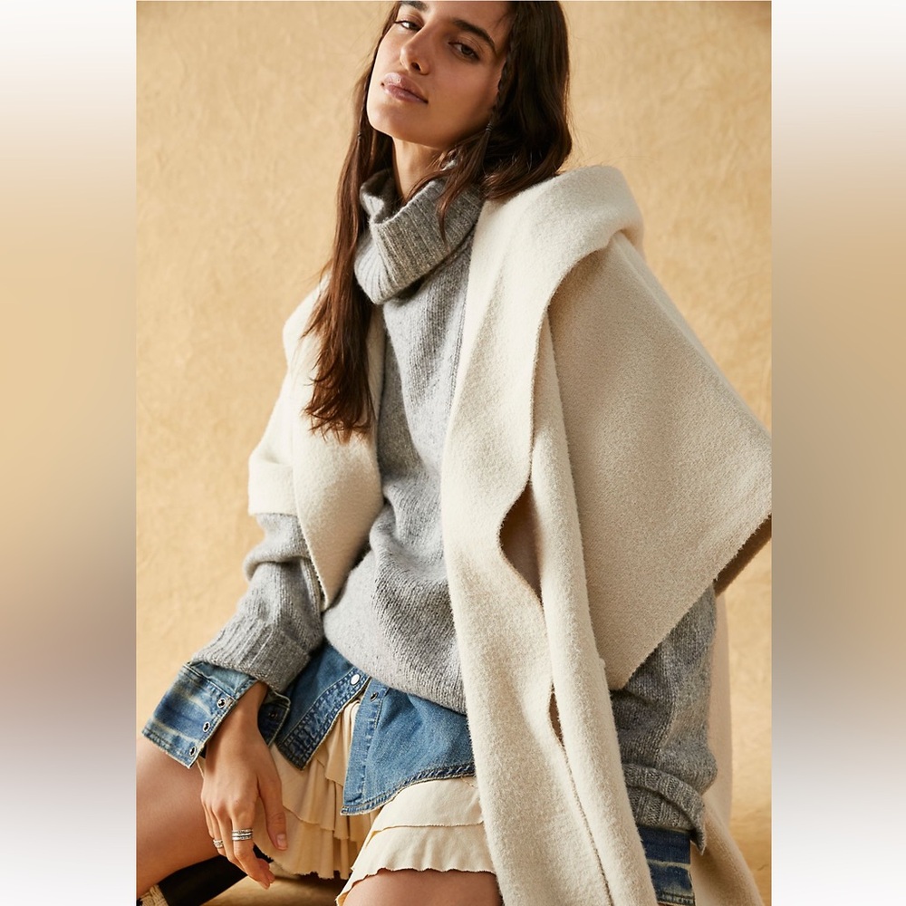SOLD NWT Free People All I Need Cozy Hooded Duster - Picture 4 of 12